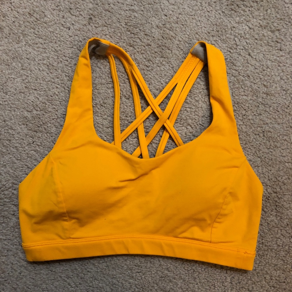 Lululemon Free to Be Serene Bra